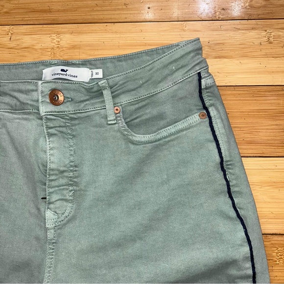 Vineyard Vines Pants - Picture 3 of 9